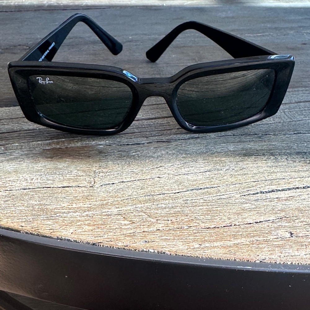 Ray-Ban Black Rectangular Sunglasses With Dark Le… - image 2